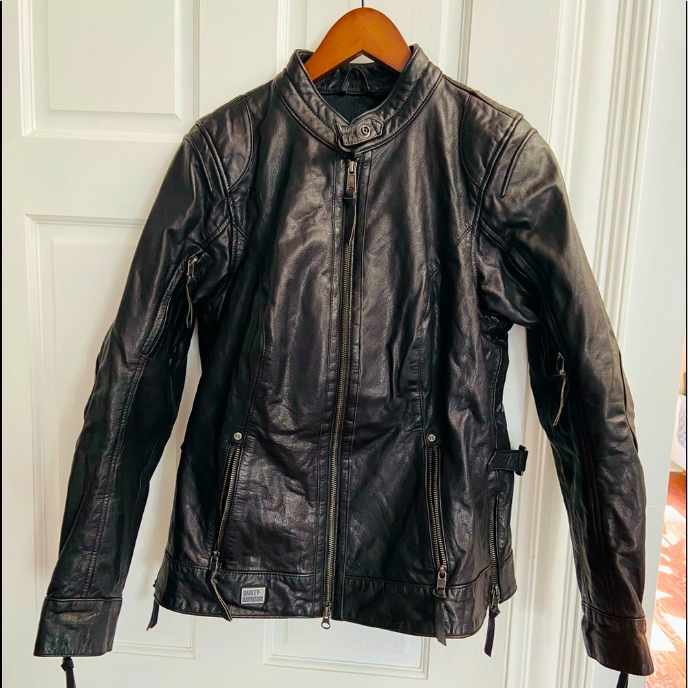 Ladies HARLEY- DAVIDSON leather jacket- NICE 🏍